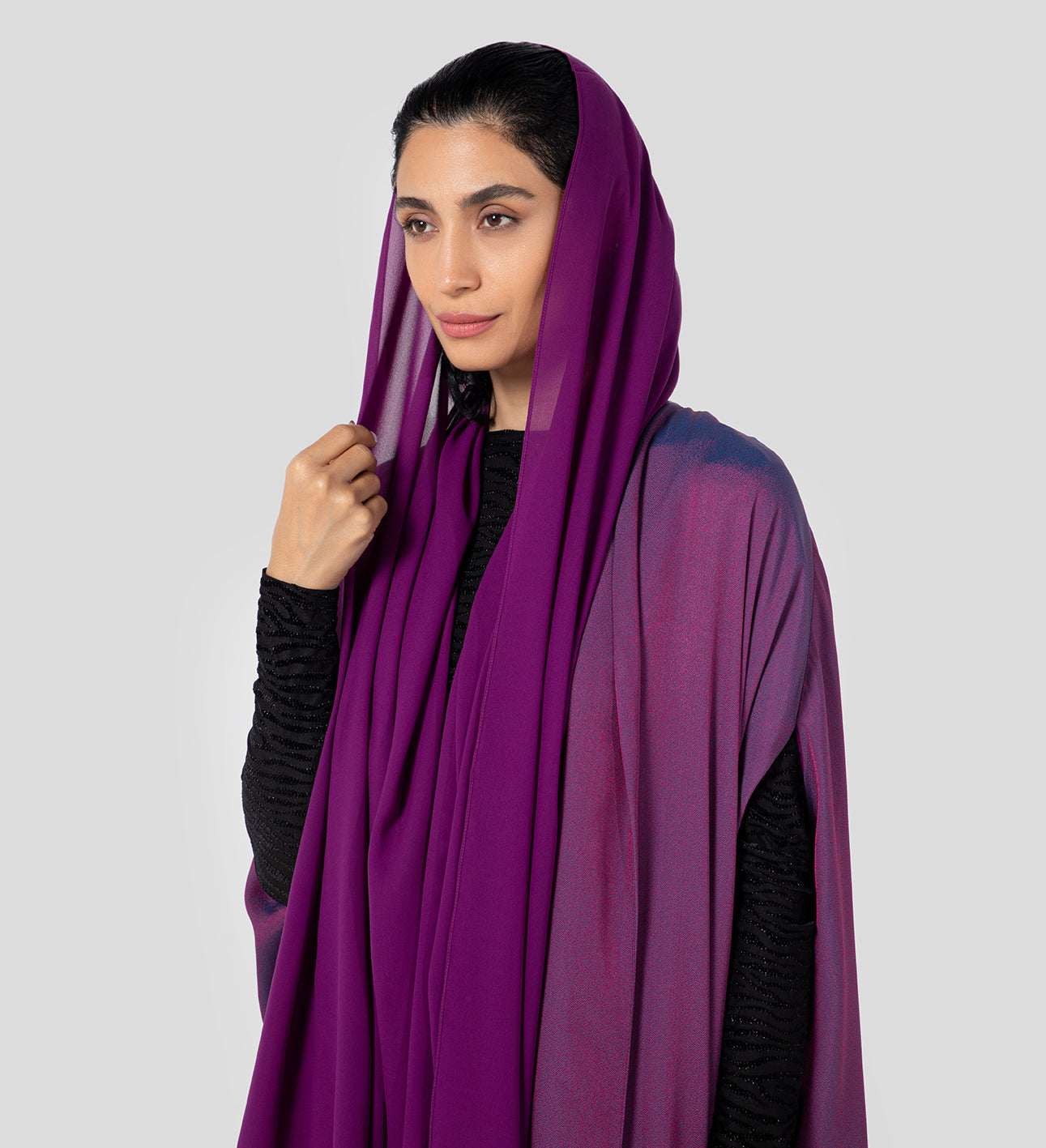 Emira Cape Abaya in Magenta